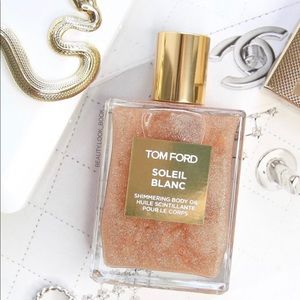 Tom Ford shimmering body oil